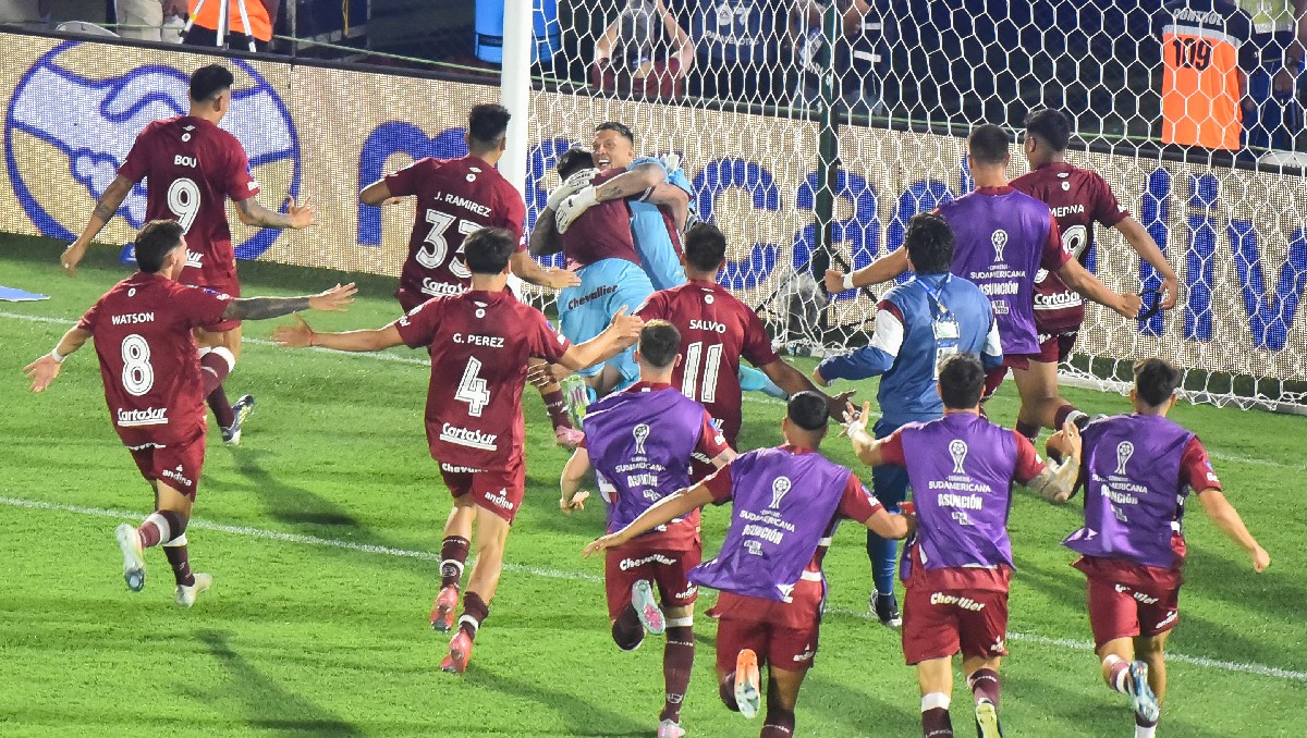Lanús, campeón de la Copa Sudamericana tras dramática tanda de penaltis (AFP)