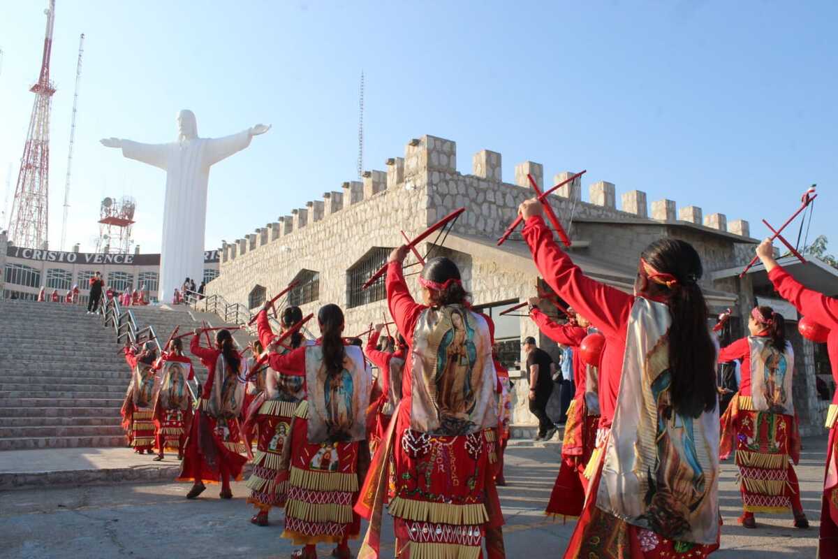 Celebran sexta Fiesta Patronal en honor a Cristo Rey en el Cerro de las Noas . | Roberto Amaya