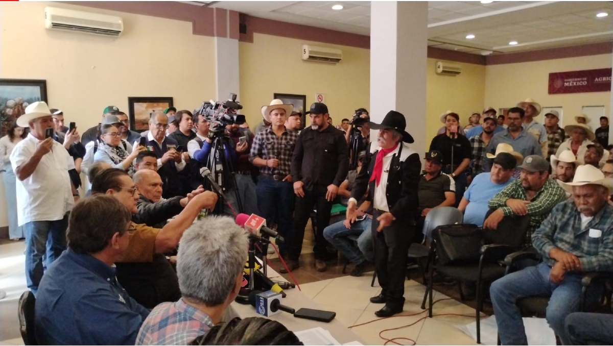 Agricultores jaliscienses señalaron la ausencia de representantes de las grandes empresas maiceras (Foto: Fátima Briceño)