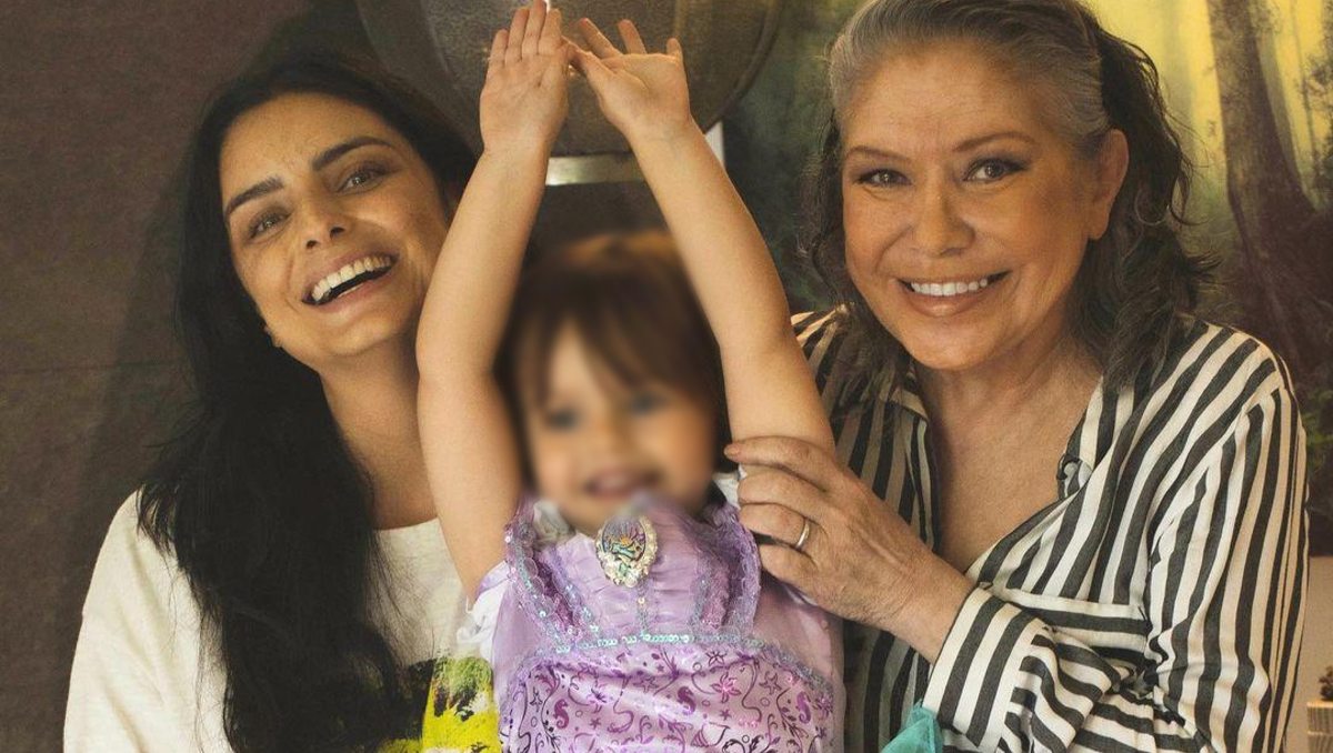 Aislinn Derbez rompe el silencio tras muerte de su mamá | Especial