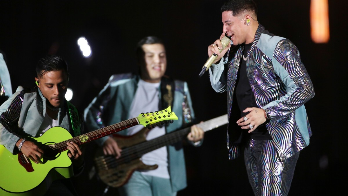 Procuraduría de BCS investiga a Grupo Firme por cantar "Se fue la pantera" en La Paz