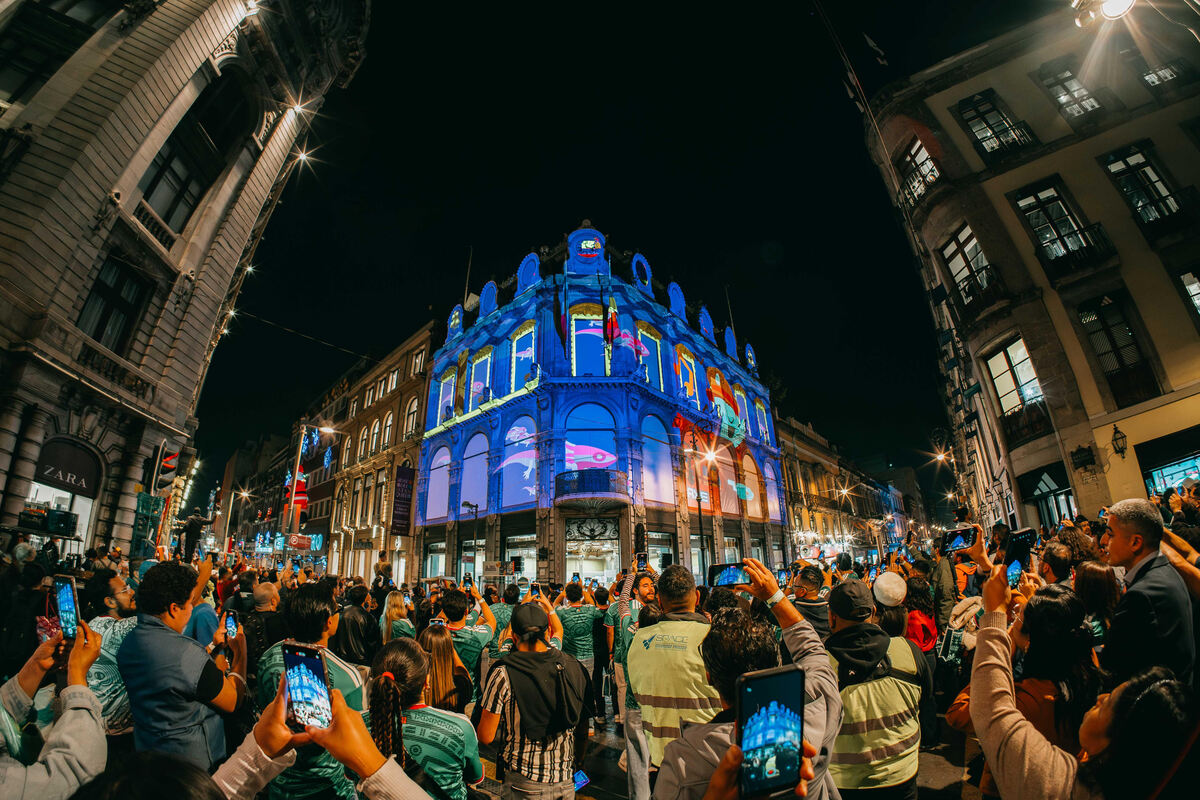 Crean experiencia multisensorial para encender la pasión futbolera