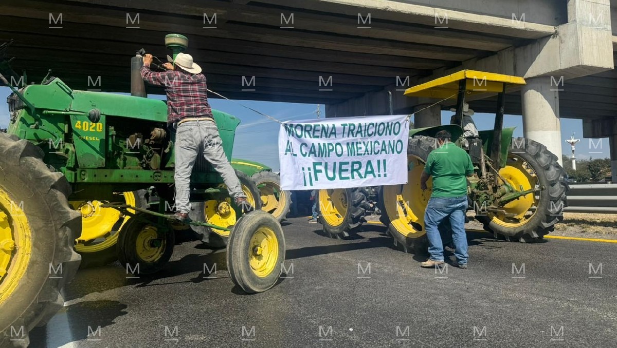 Este desbloqueo parcial se registra en el entronque con San Luis de la Paz y Dolores Hidalgo. | Víctor Gutiérrez