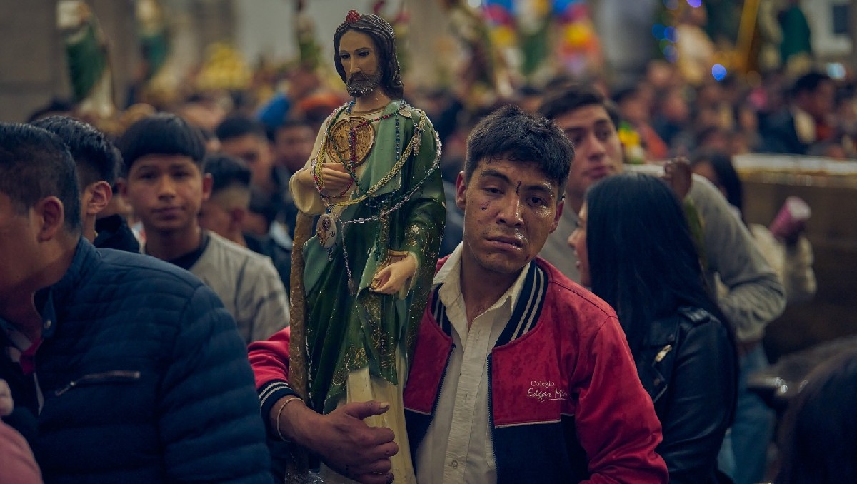 "Empecé a hacer fotografía sin saber que tenía autismo", dice Iván Macías, quien inaugura exposición el 26 de noviembre