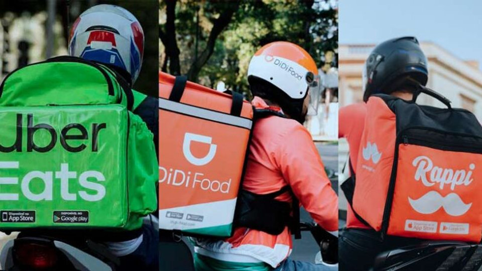 Mochilas de 650 pesos para hacerse pasar por repartidores de aplicaciones populares