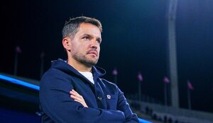 Nicolás Larcamón, entrenador de Cruz Azul, fue claro al solicitar que para los cuartos de final de la Liga MX pongan a los mejores árbitros del torneo.