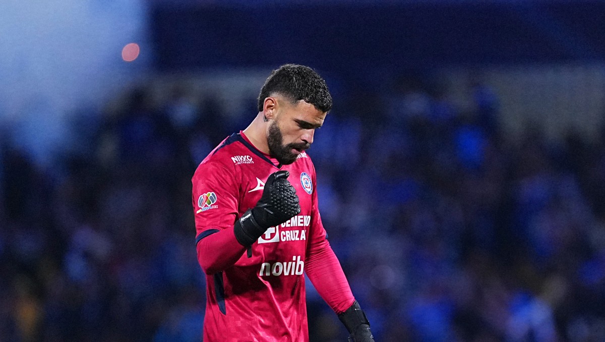 ¡Confianza total! Larcamón respalda a Andrés Gudiño como portero titular de Cruz Azul