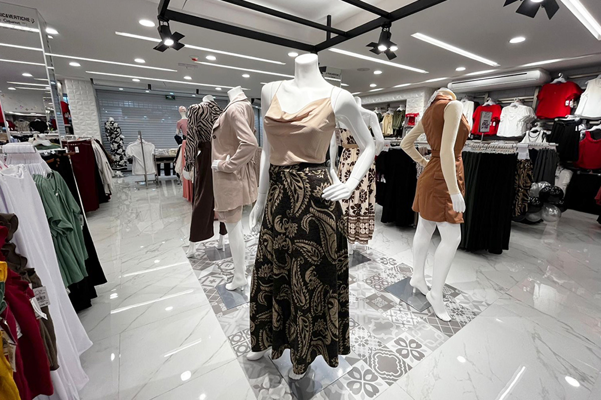 La tienda ofrece descuentos en artículos seleccionados como parte de las promociones actuales. (Cortesía)