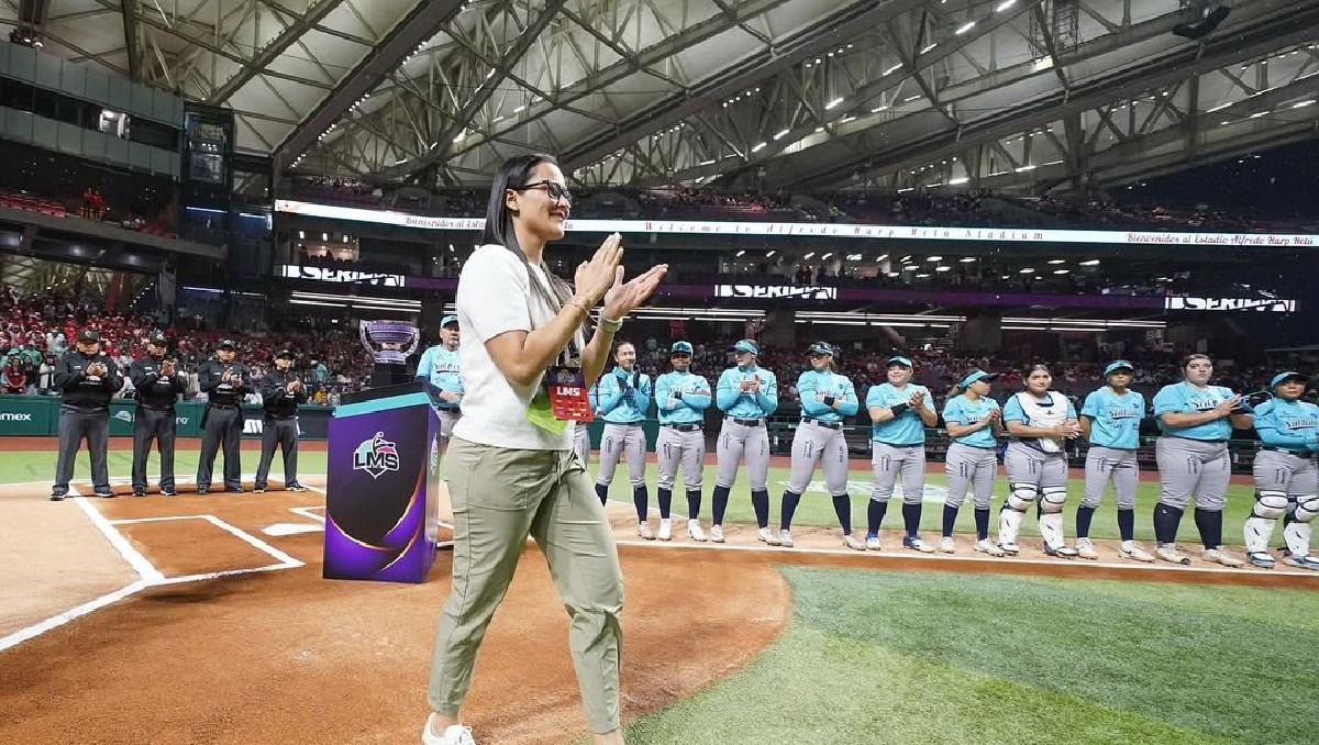 Nuevas puertas se abren para la mujer en el beisbol profesional