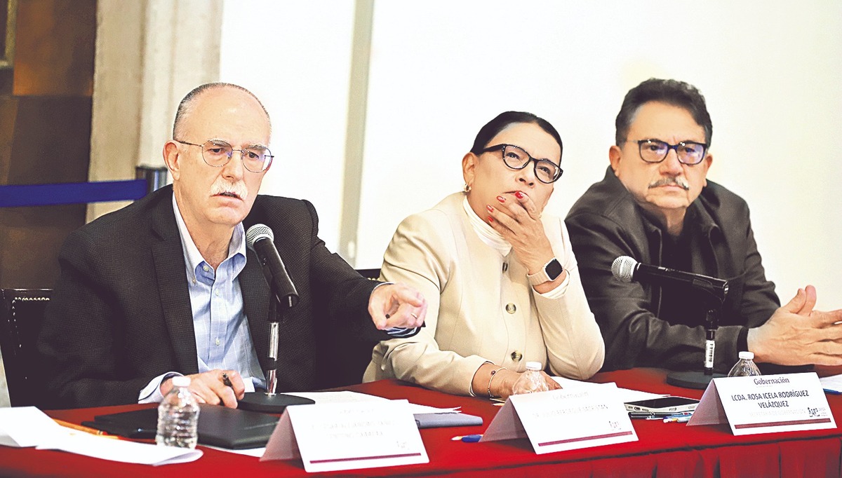 Conferencias de Rosa Icela Rodríguez y Julio Berdegué en Bucareli. JAVIER RÍOS