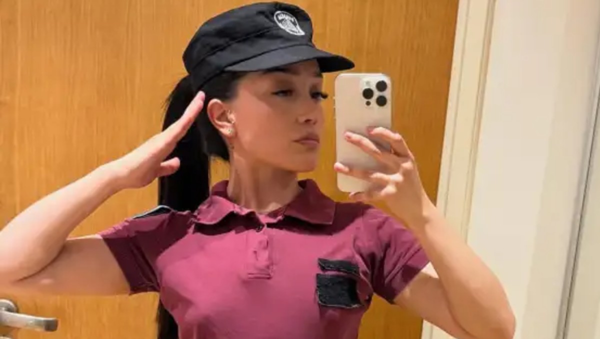 Policía suspendida por grabar videos para TikTok aseveró que lo hizo porque ganaba poco. | FOTO: