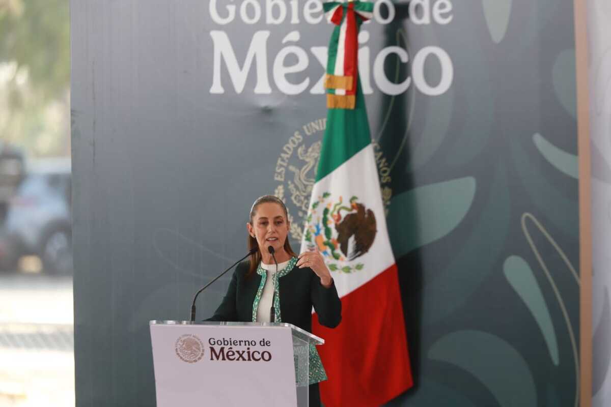 Sheinbaum reacciona a ‘Grandeza’, nuevo libro de AMLO; lo recibimos con “mucho cariño”