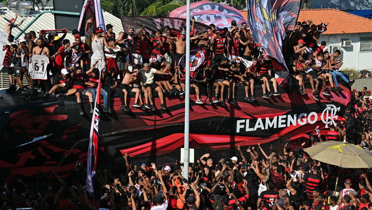 Despedida de Flamengo para afrontar la final de la Libertadores termina en disturbios con la policía