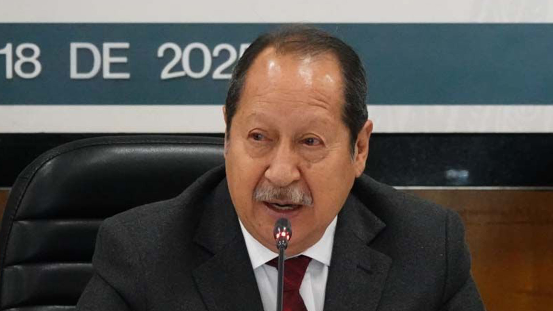 El diputado Leonel Godoy desmiente vínculo político con asesinato de Carlos Manzo