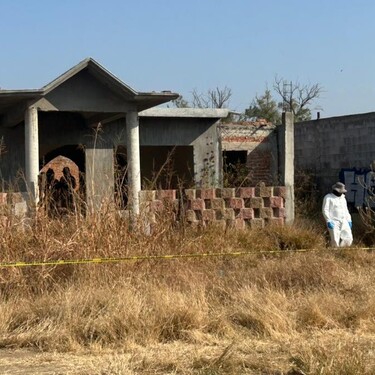 De a cuerdo con la Fiscalía del Guanajuato, todo lo asegurado fue trasladado al Servicio Médico Forense para su análisis especializado.