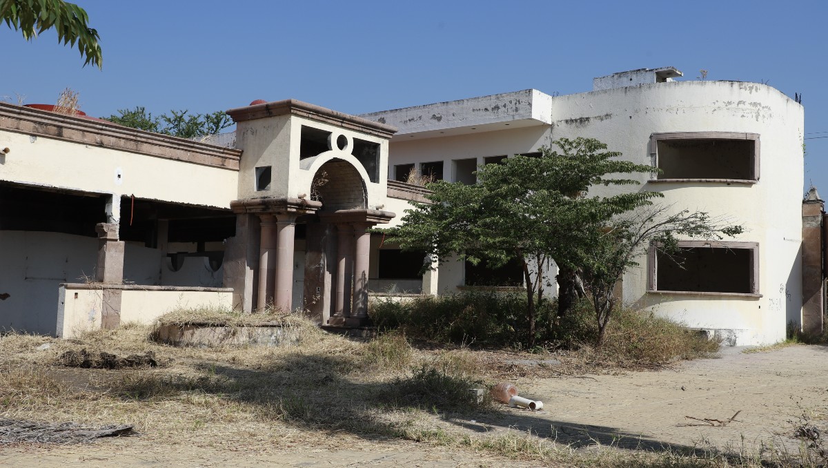 Rancho de 'La Barbie' pasó de ser sorteado al olvido; lo convertirán en centro de estudios