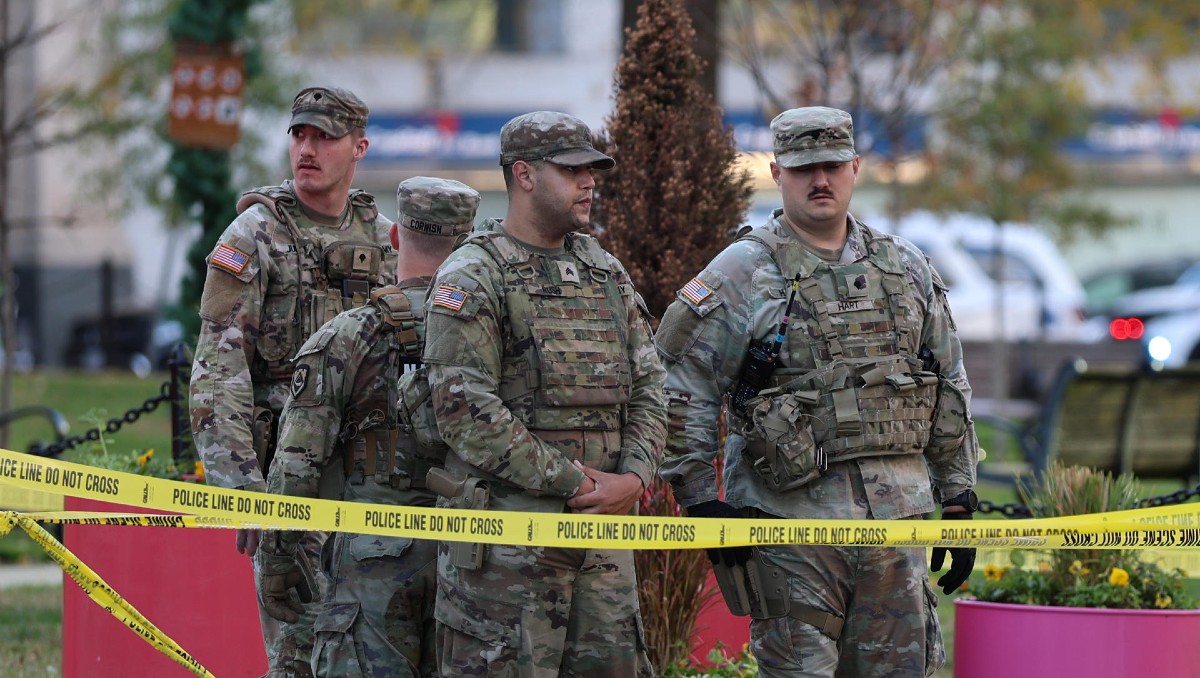 La Policía local anunció poco después que el agresor fue detenido y que la zona se encuentra acordonada. | EFE