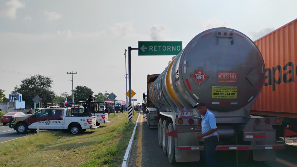 Protesta de transportistas y agricultores en Altamira. (Yazmín Sánchez)