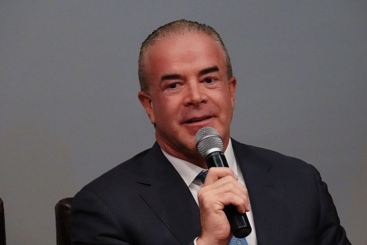 Raúl Rocha Cantú, presidente de Miss Universo durante la conferencia de prensa en la Torre Mayor de Reforma. | Cuartoscuro