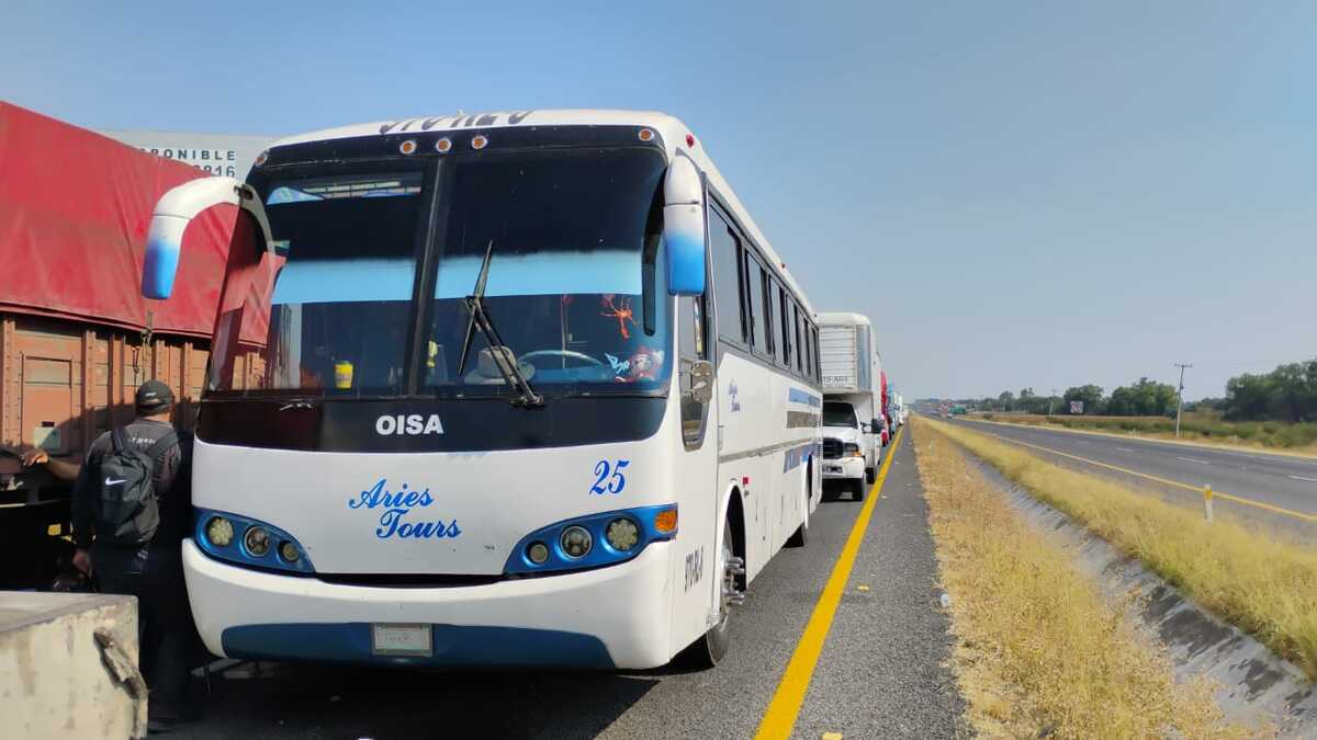 Uno de los jornaleros a bordo acuso que tiene problemas económicos