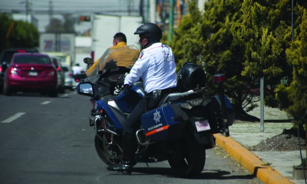 Solo 33.5 por ciento de mayores de edad le dan su aprobación. Tania Contreras