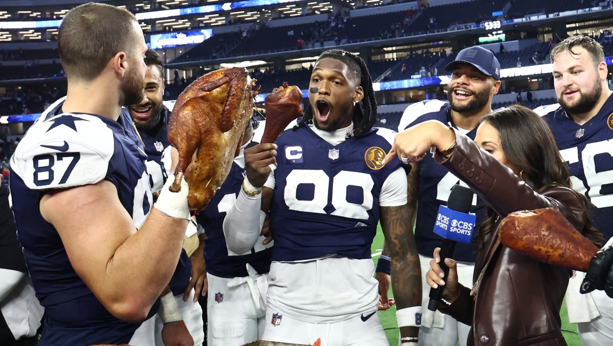 Cowboys derrota a Chiefs en un circo aéreo de 'Thanksgiving' en la Semana 13