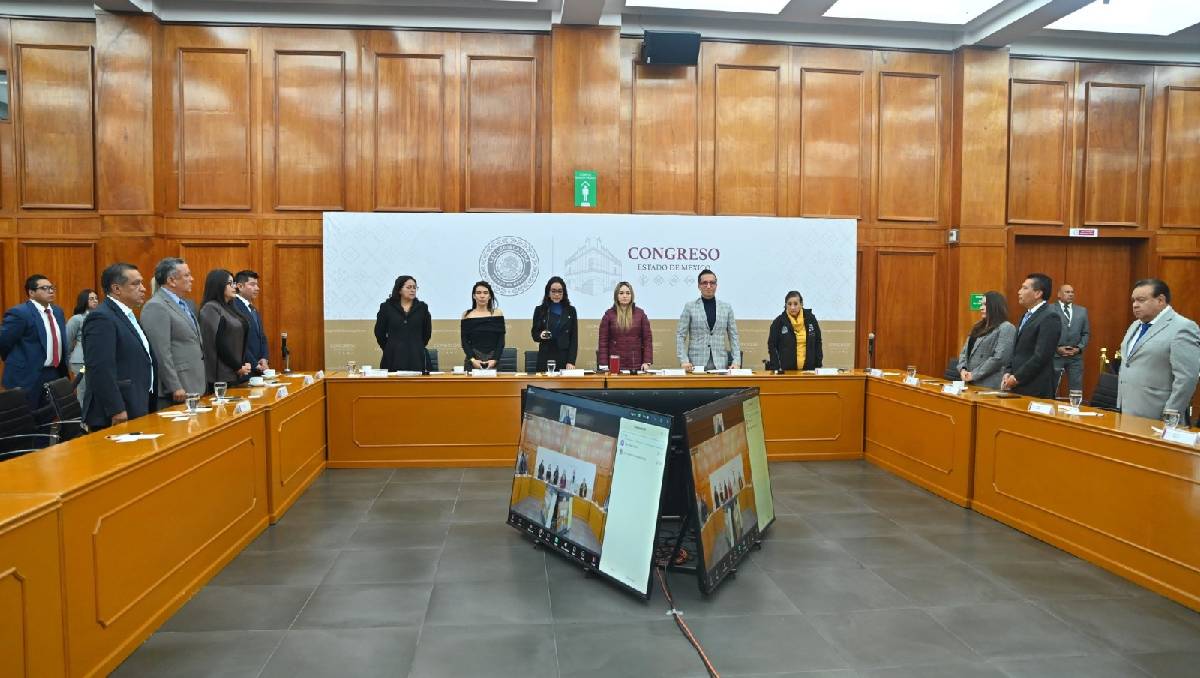 Dávila indica que la Ley de IA exige visión, seriedad técnica y un firme compromiso. Foto: (Especial)