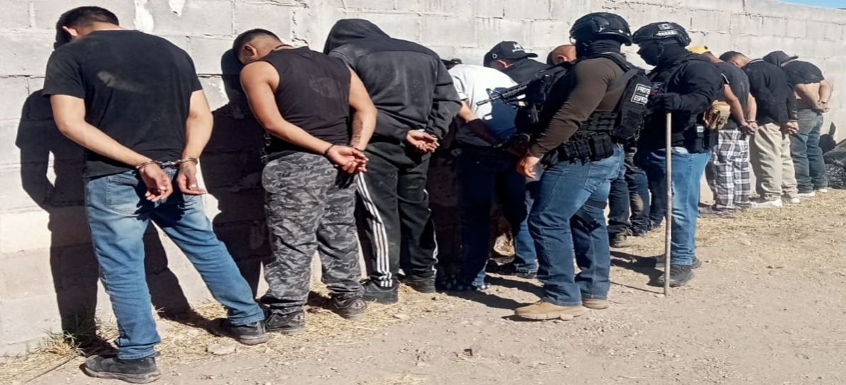 Detienen a 10 personas en Chihuahua. | Especial
