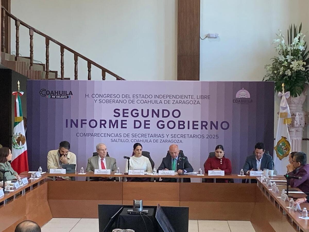 Durante la glosa del Segundo Informe, el Secretario de Gobierno informó del retiro de cuatro notarios por irregularidades.| Especial