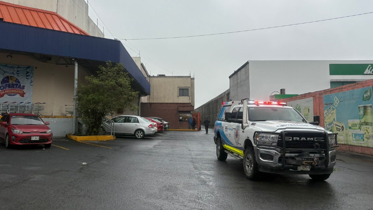 Tras ser prensado en una zona de rampa, el trabajador del establecimiento presentó malestares en la espalda.  | Pedro Delgado