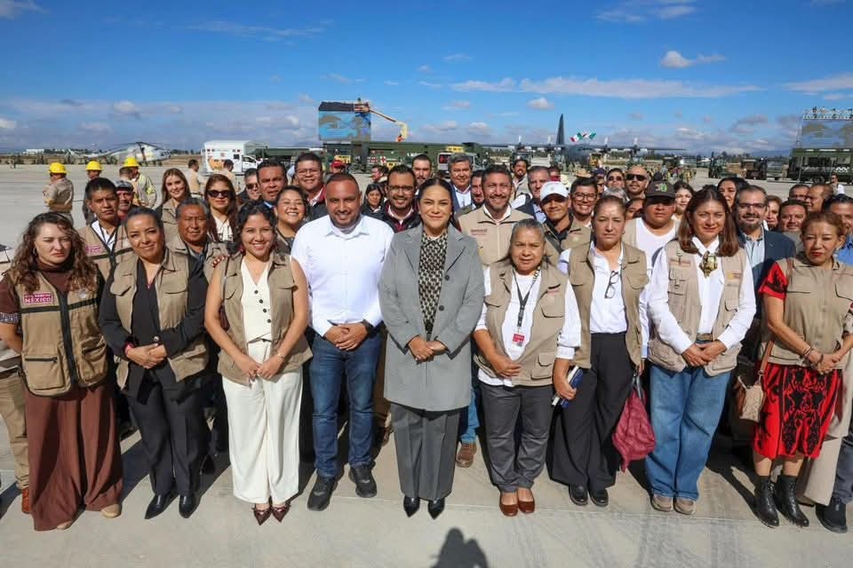Sheinbaum reconoce a Servidores de la Nación tras afectaciones por lluvias; "Nunca le vamos a fallar", dice Montiel