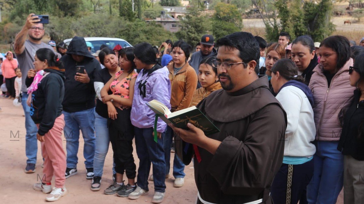 Cada familia puede recibir hasta 27 mil 900 pesos por persona fallecida, monto que representa el tope máximo autorizado.