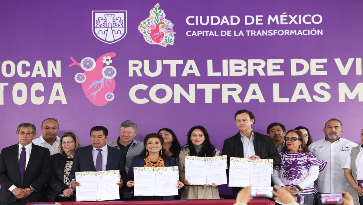 GobCdMx firma acuerdo de 15 acciones de transporte para lograr una Ruta Libre de Violencia contra las Mujeres | Foto: Especial