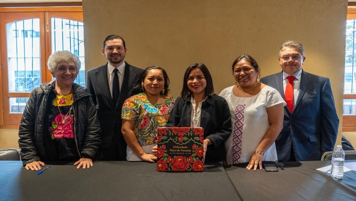 Gobierno de Yucatán presenta libro artesanal en CdMx