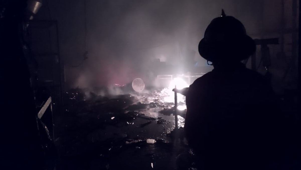 Sofocan incendio que dejó dos víctimas en penal de Puerto Vallarta (Cortesía)