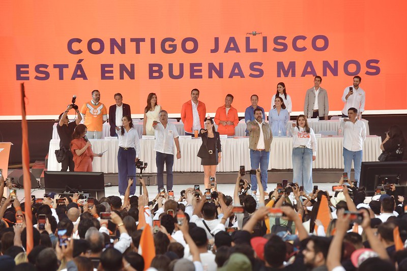 Toma de protesta de las Comisiones Municipales de MC en Jalisco. (Cortesía)