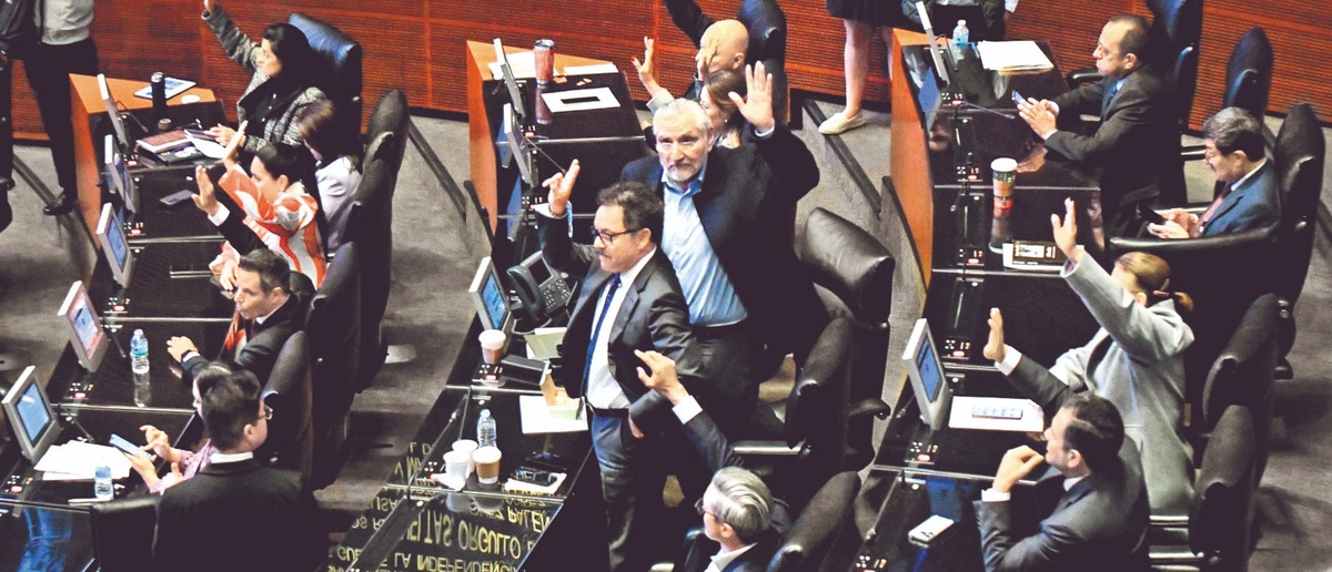 Votación en el pleno. Cuartoscuro