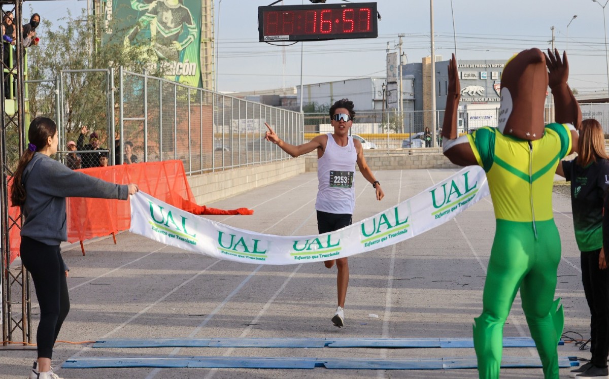 Carrera 5K Halcones UAL. l Rolando Riestra