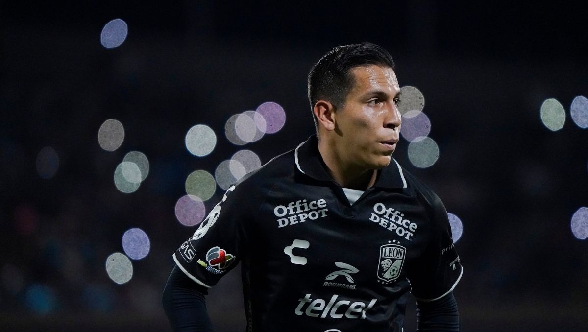 El Club León ‘blinda’ su medio campo; llega Iván Rodríguez