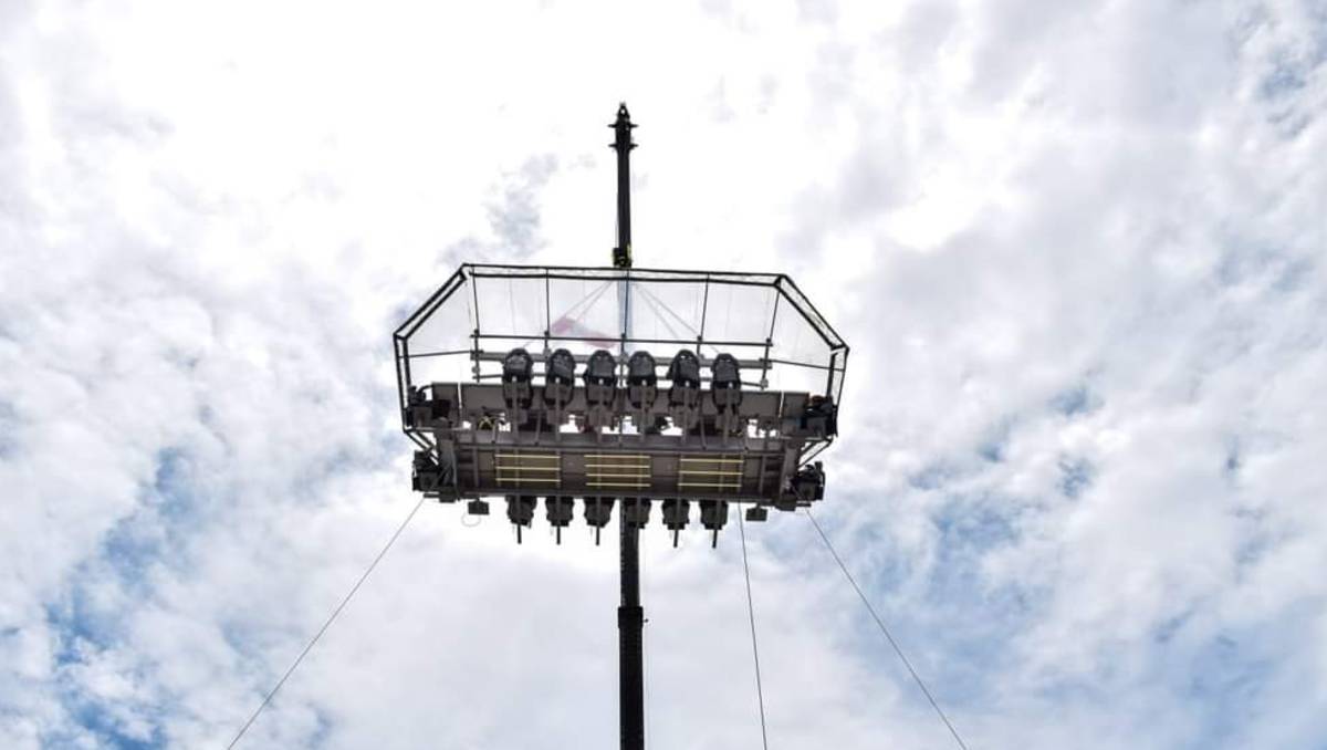"Un restaurante aéreo": Dejo a una familia atrapados en las alturas por horas | VIDEO