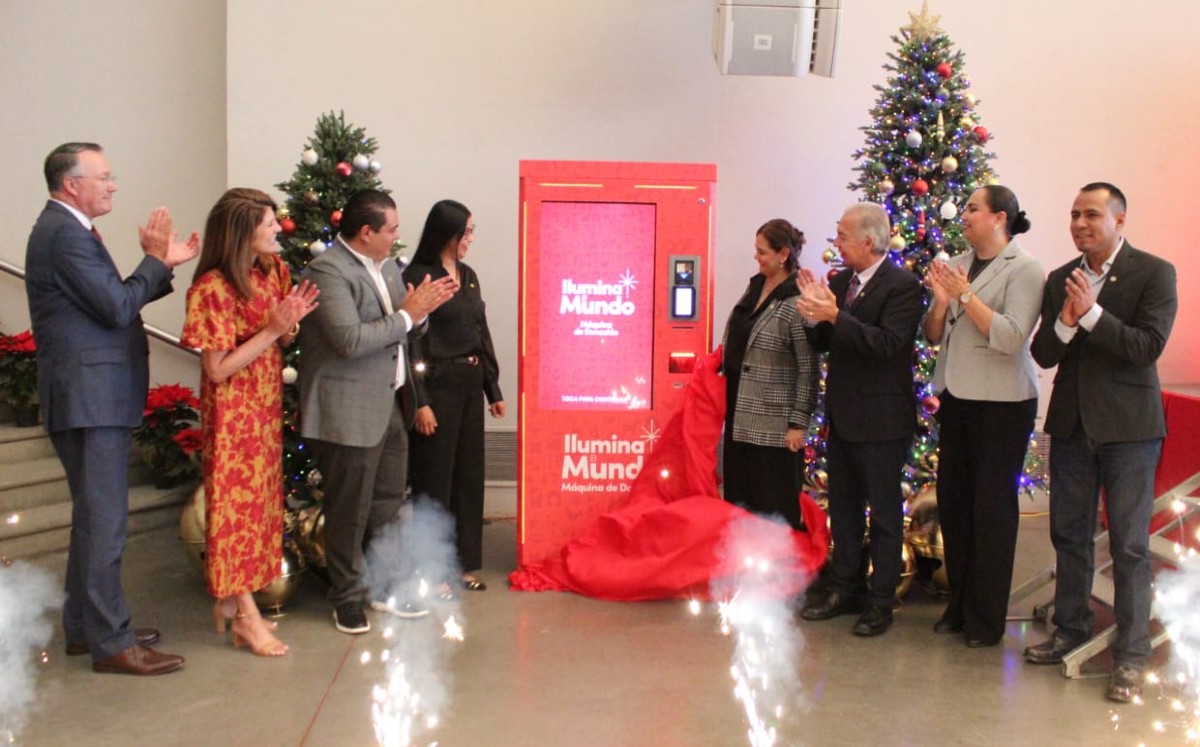 Instalan máquina de donación. l Lili Figueroa