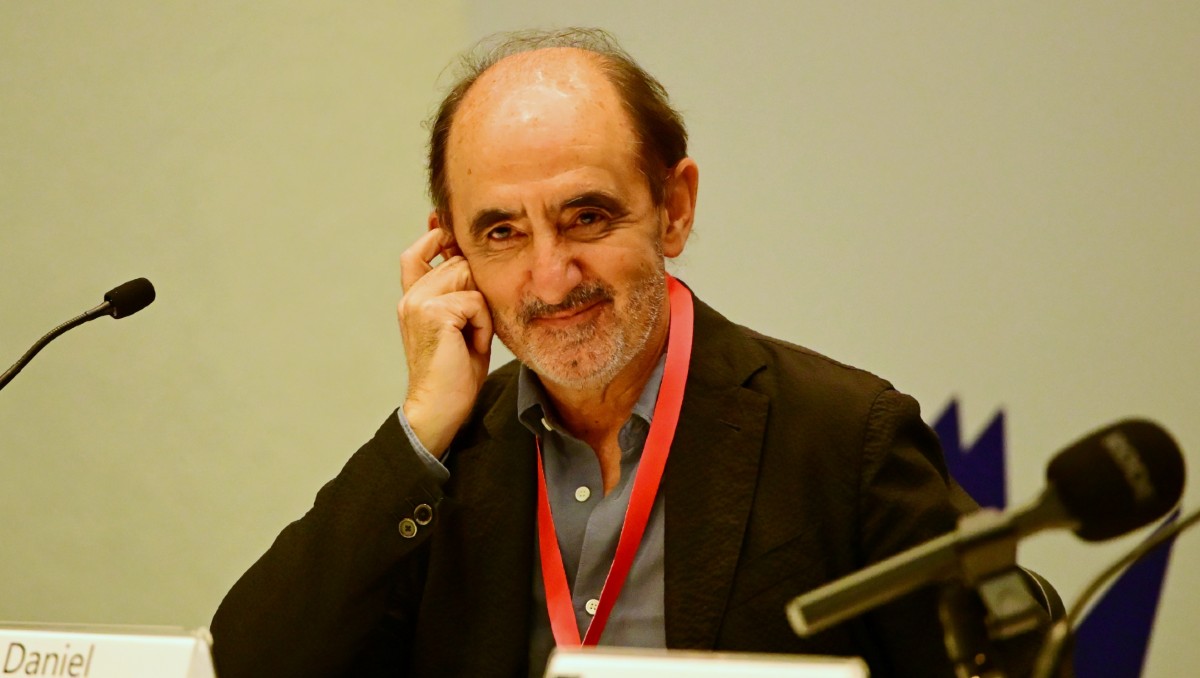 Daniel Innerarity ante los miedos contemporáneos: "Para nuestra fortuna, la inteligencia humana y la IA se parecen muy poco"