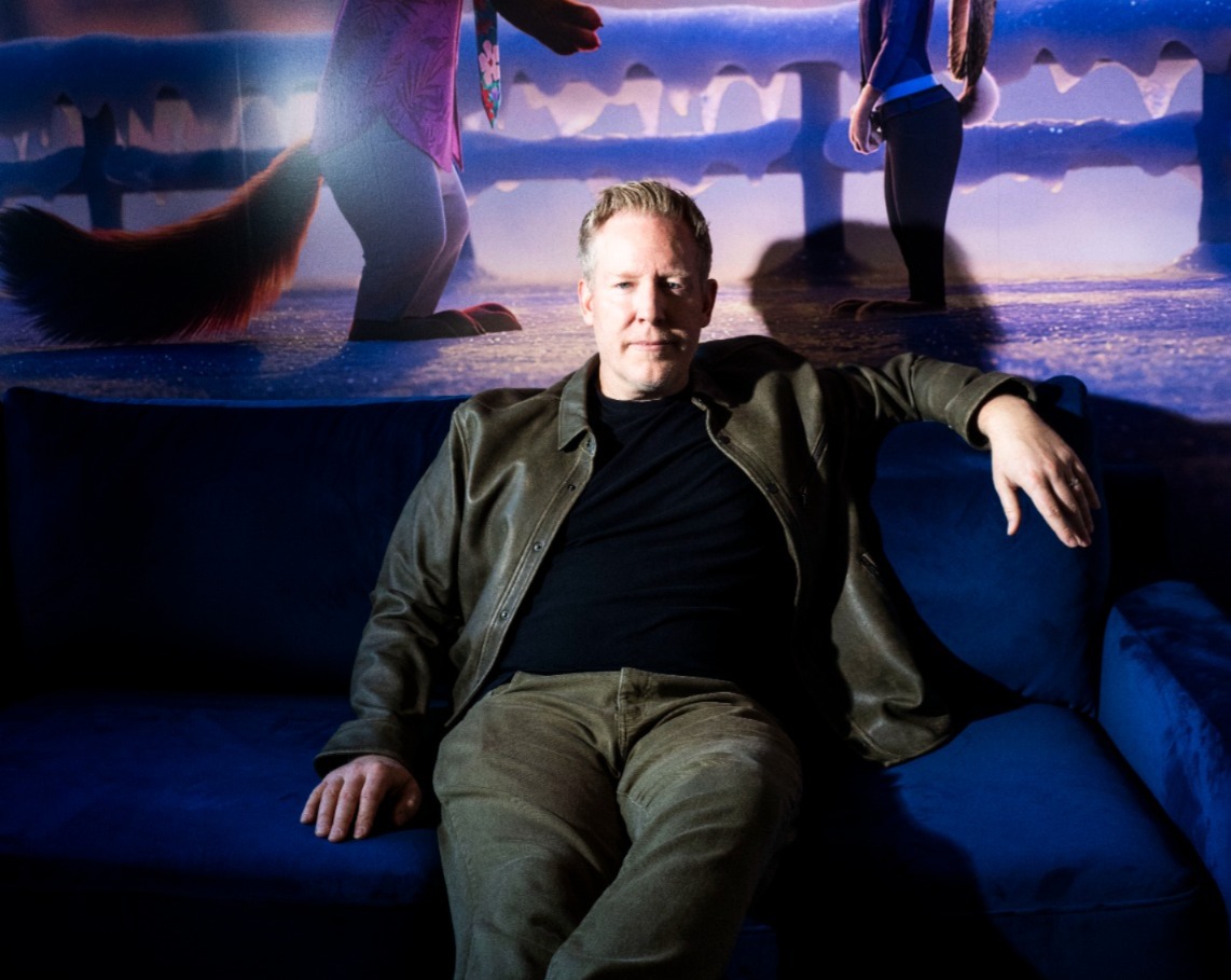 Jared Bush, como nuevo director creativo de Disney Animation, tiene la responsabilidad de volver a encarrilar el estudio. | The New York Times