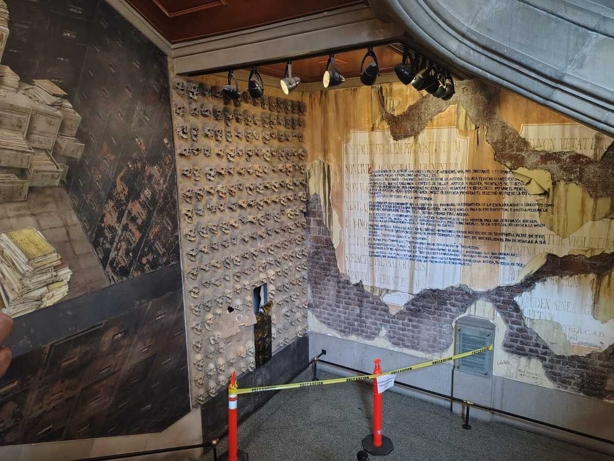 "Se salvó Anacleta"; analizan daños a mural de Rafael Cauduro, obra del invaluable en la Corte