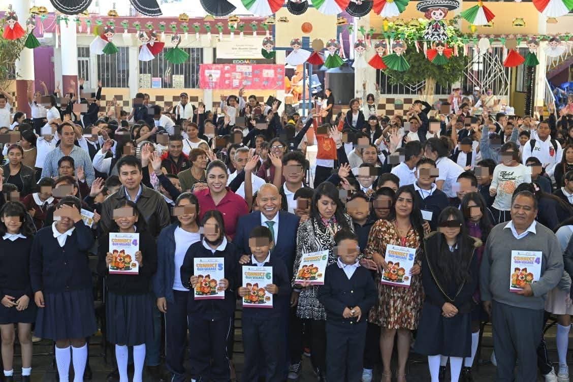 El programa Juventudes Haciendo Historia benefició a 1 mil 500 jóvenes. | Especial