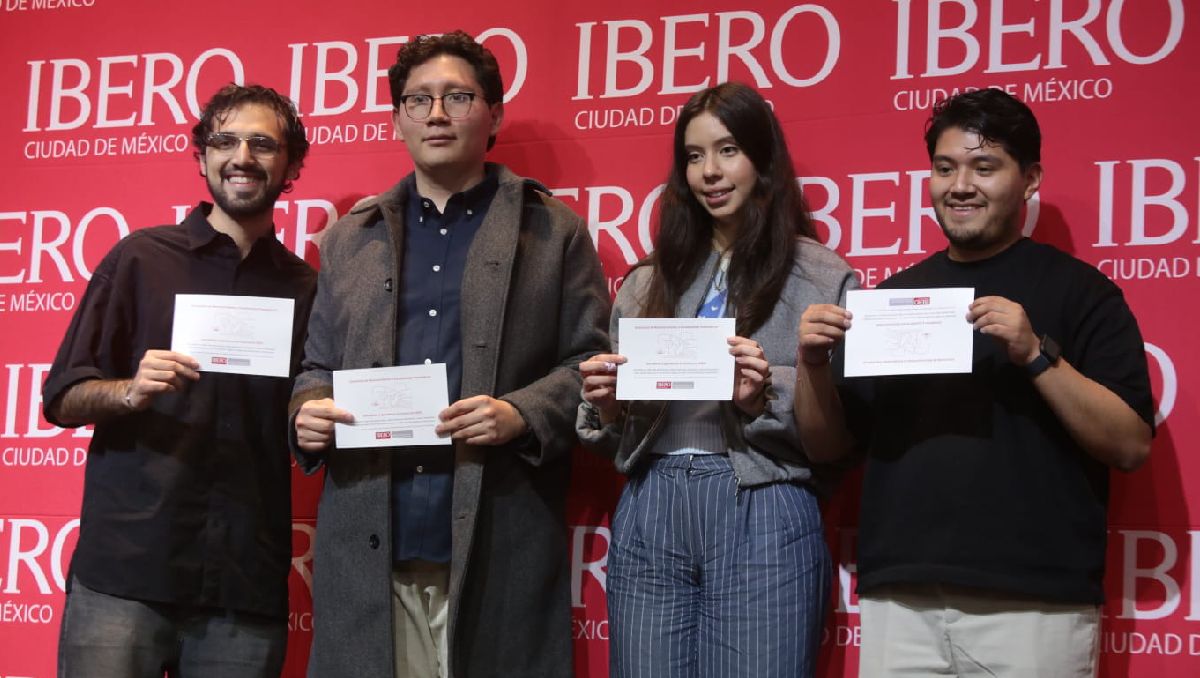 Sobresalientes de la IBERO por su nivel académico. Foto: (Especial)
