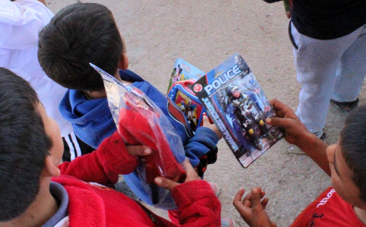 Buscan recolectar hasta 900 juguetes para quinta edición de 'Salvando la Navidad'. | Foto: Archivo