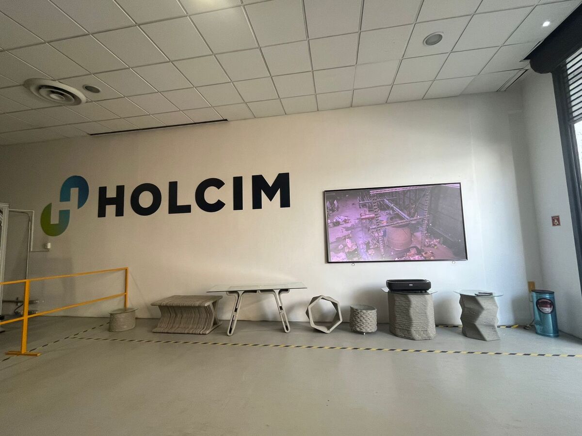 La cementera ha logrado imprimir desde piezas ornamentales hasta una escalera completa. | Especial