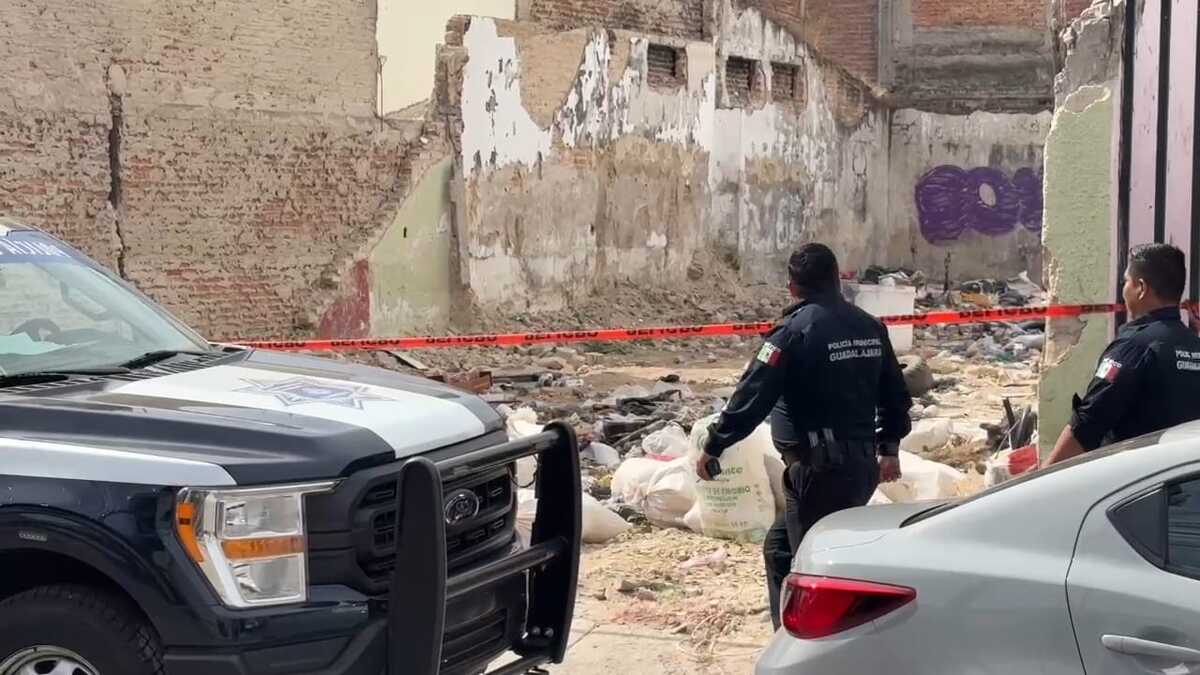 El hallazgo ocurrió en una zona baldía de la colonia Ferrocarril. (Juan Carlos Munguía)