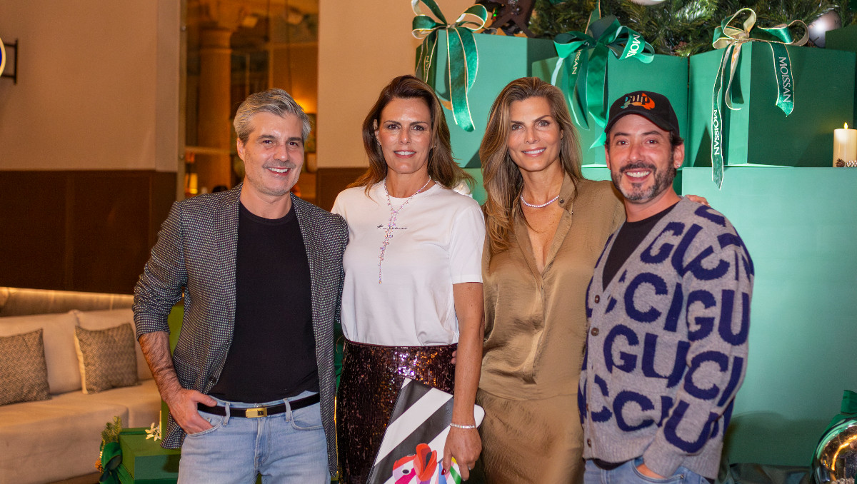 JW Marriott México City Polanco inaugura oficialmente la temporada navideña con el encendido de su árbol y presenta “The Art of Now” |  Especial